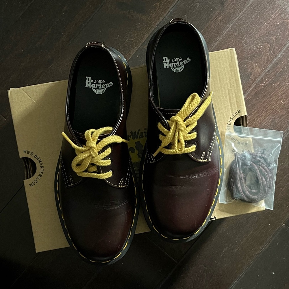 Dr. Martens 1461 in Atlas Leather Oxblood UK5 USW7 Fit like 8